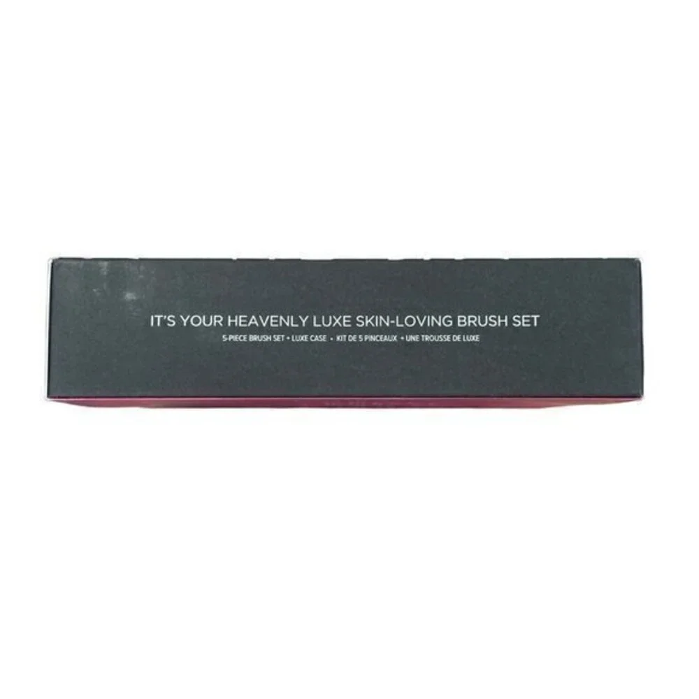 IT Cosmetics Heavenly‎ Luxe skin loving brush set with case. New in Box